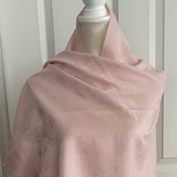 COACH BLUSH PINK LOGO SCARF- TAGS ON - Picture 1 of 5